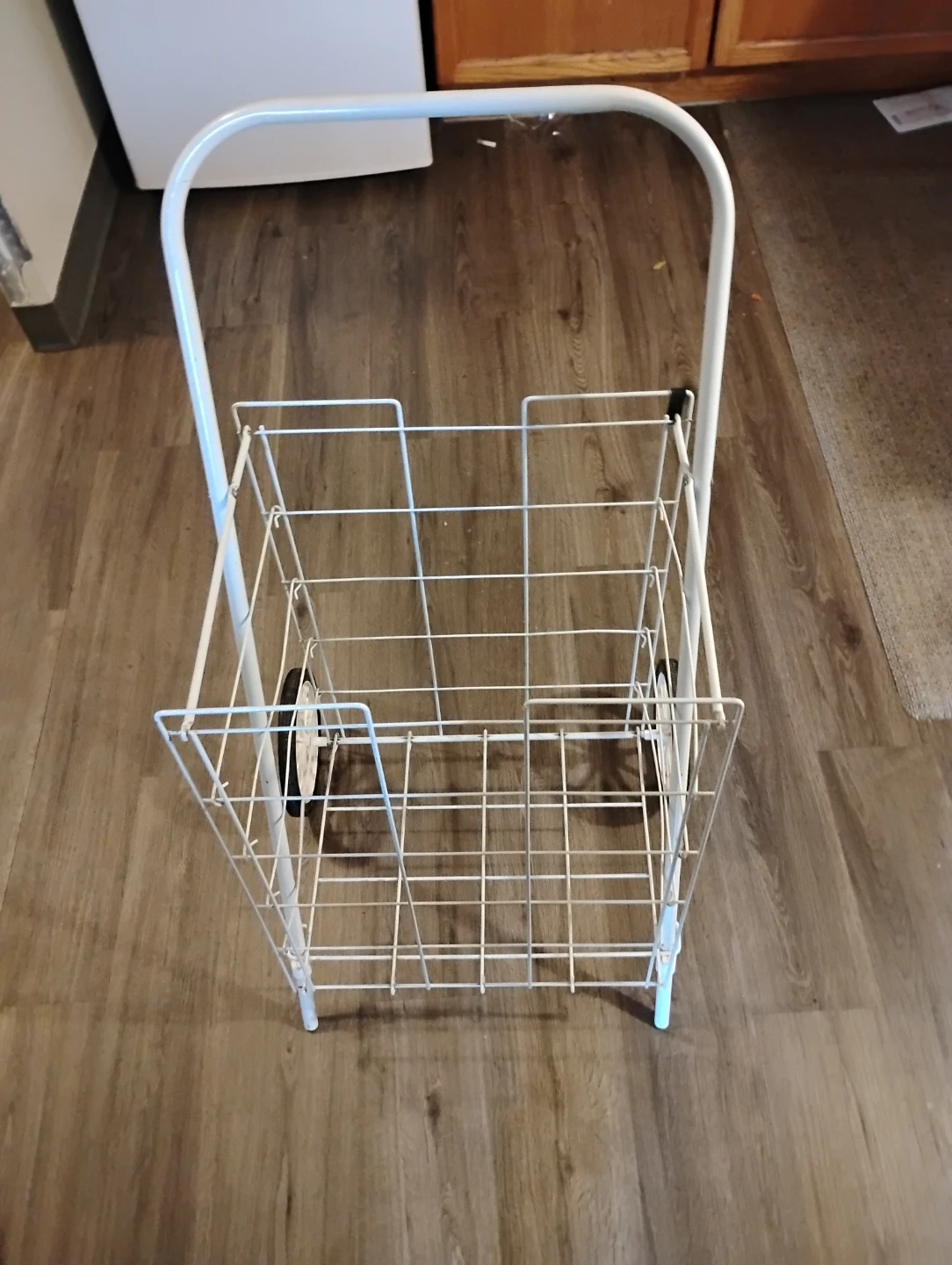 White Wire Shopping Cart - photo 2