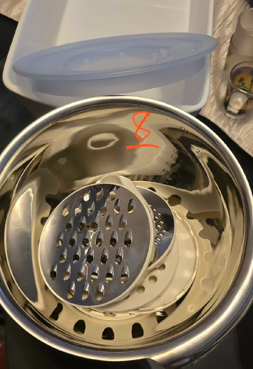 Mixed Kitchen Items - Jars, Bowls, Steamer image indicator(2)