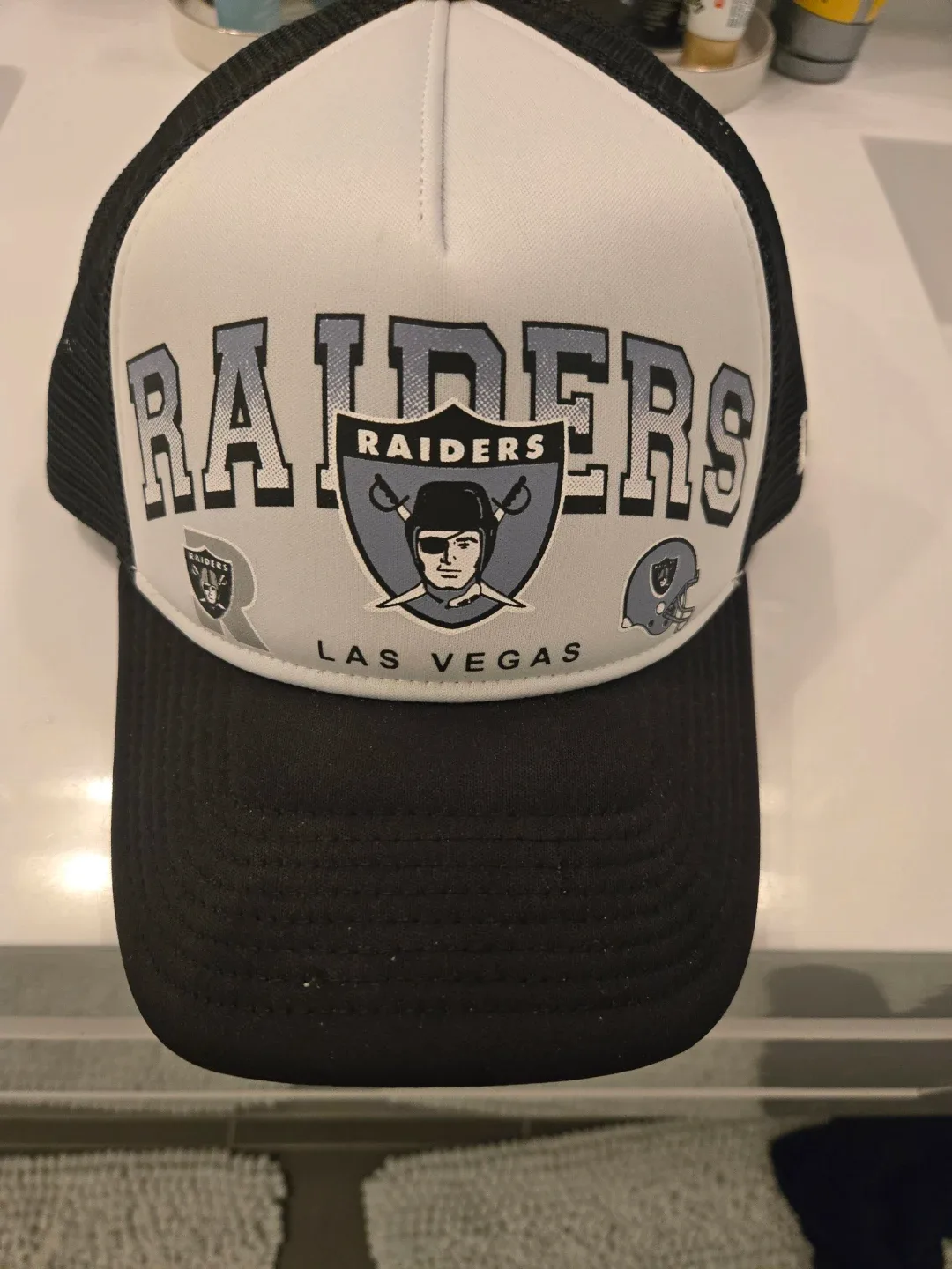 Assorted Baseball Caps image indicator(3)