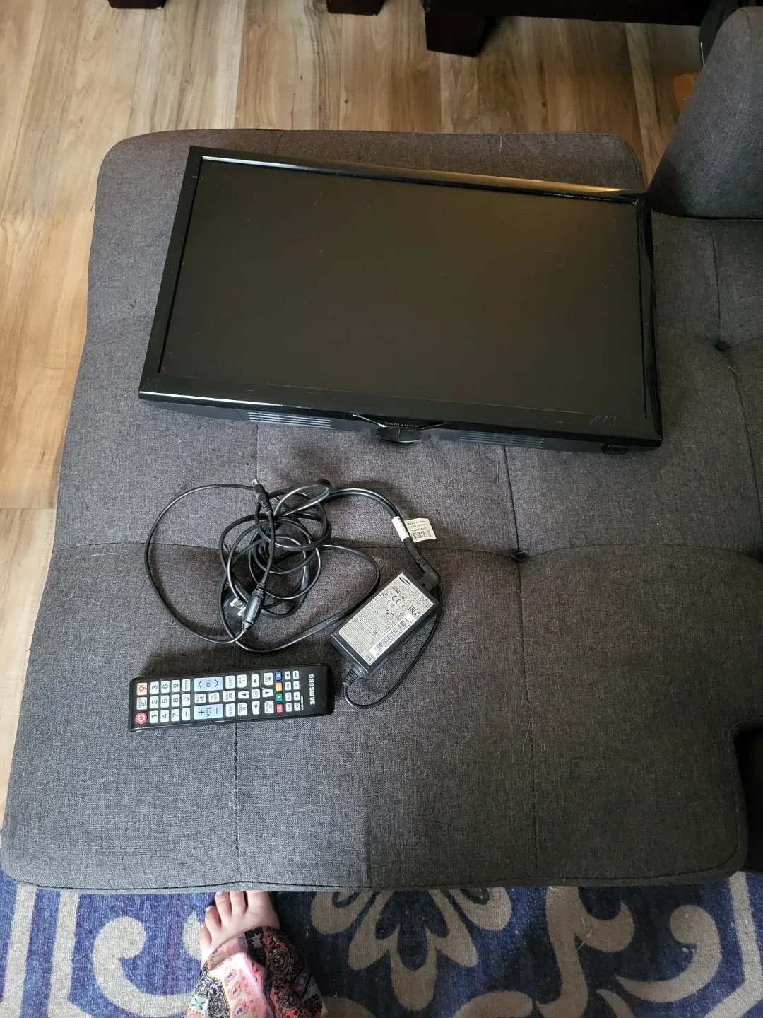 Samsung 23" LCD TV image indicator(2)