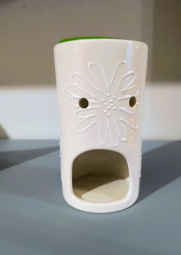 Ceramic Oil Burner with Floral Design