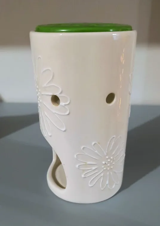 Ceramic Oil Burner with Floral Design image indicator(6)