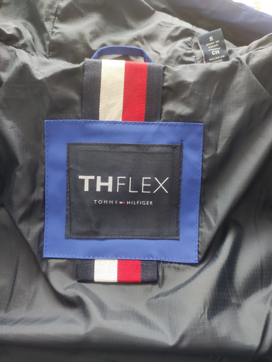 Tommy Hilfiger Blue Puffer Jacket - Size S image indicator(4)