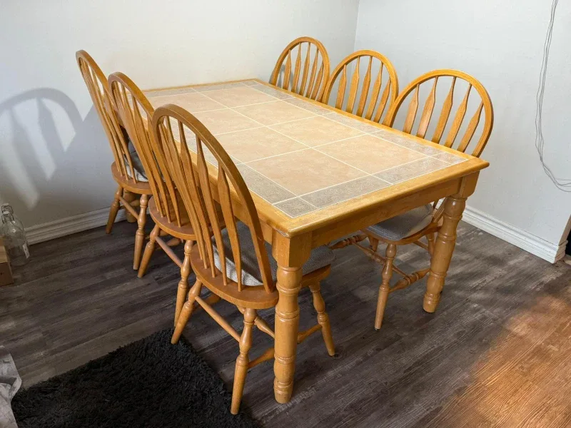 Dining table, King Mattres and Grey living space rug image indicator(4)