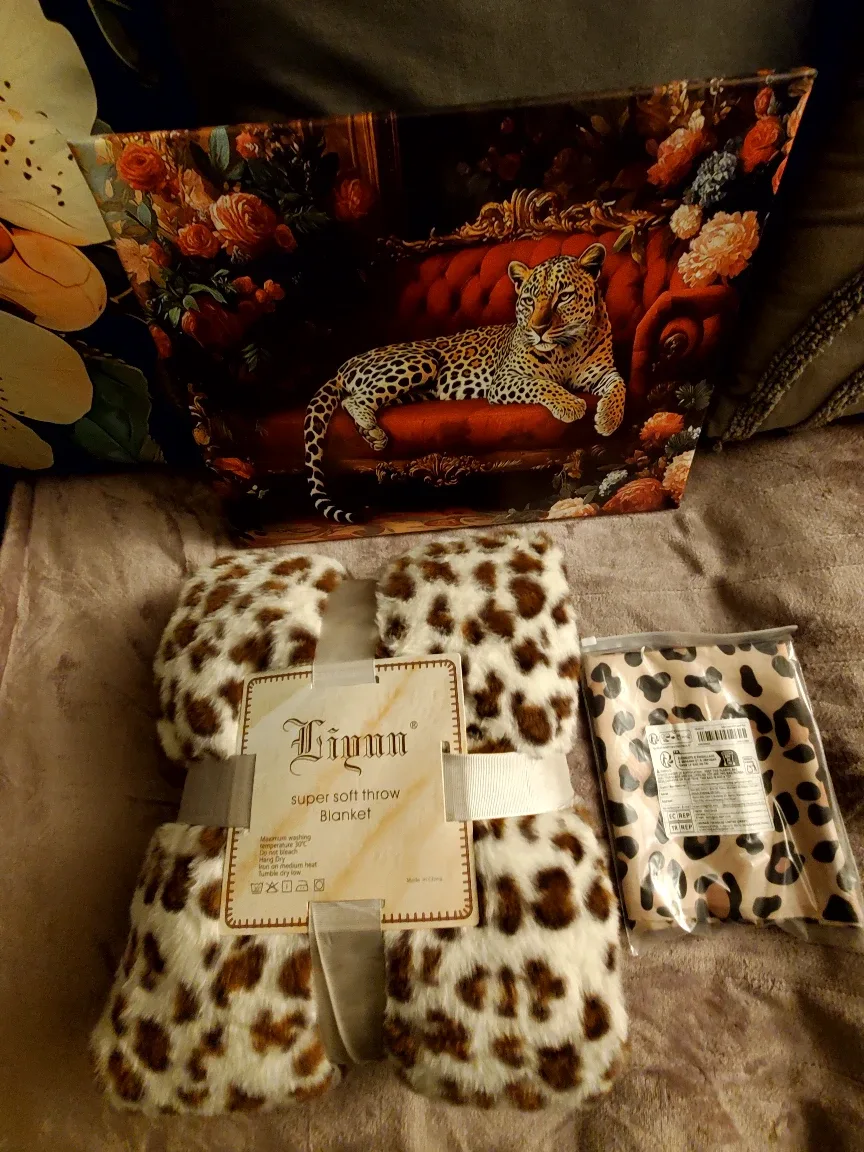 Livnn Super Soft Throw Blanket - Leopard Print
