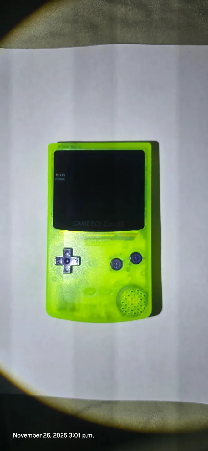 Nintendo Game Boy Color - Atomic Purple