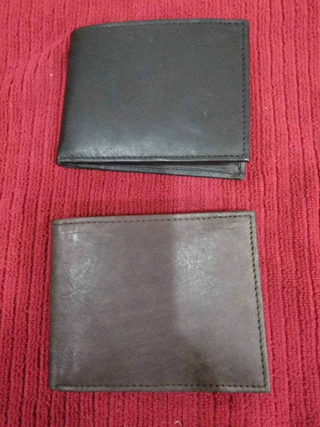 Handcrafted Genuine Leather Wallet thumbnail