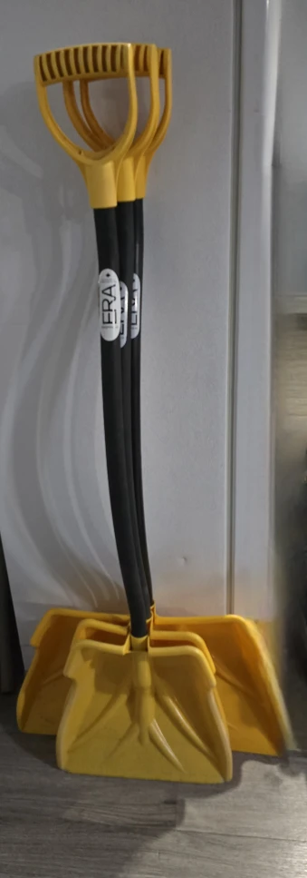 ERA Snow shovel Yellow