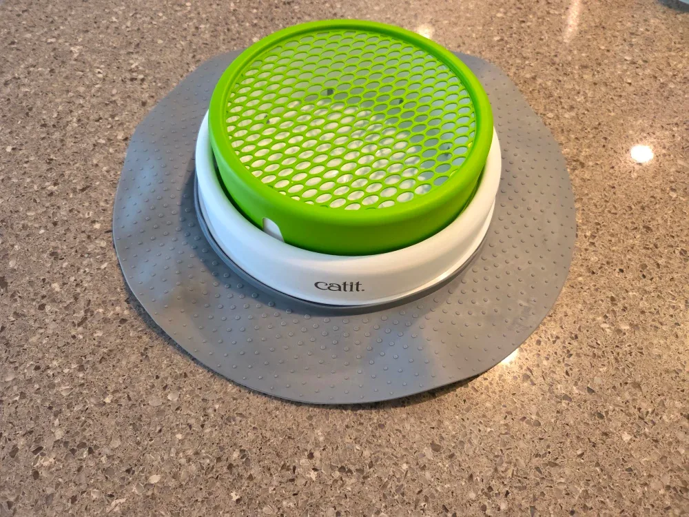 Catit Senses 2.0 Grass Planter image indicator(3)