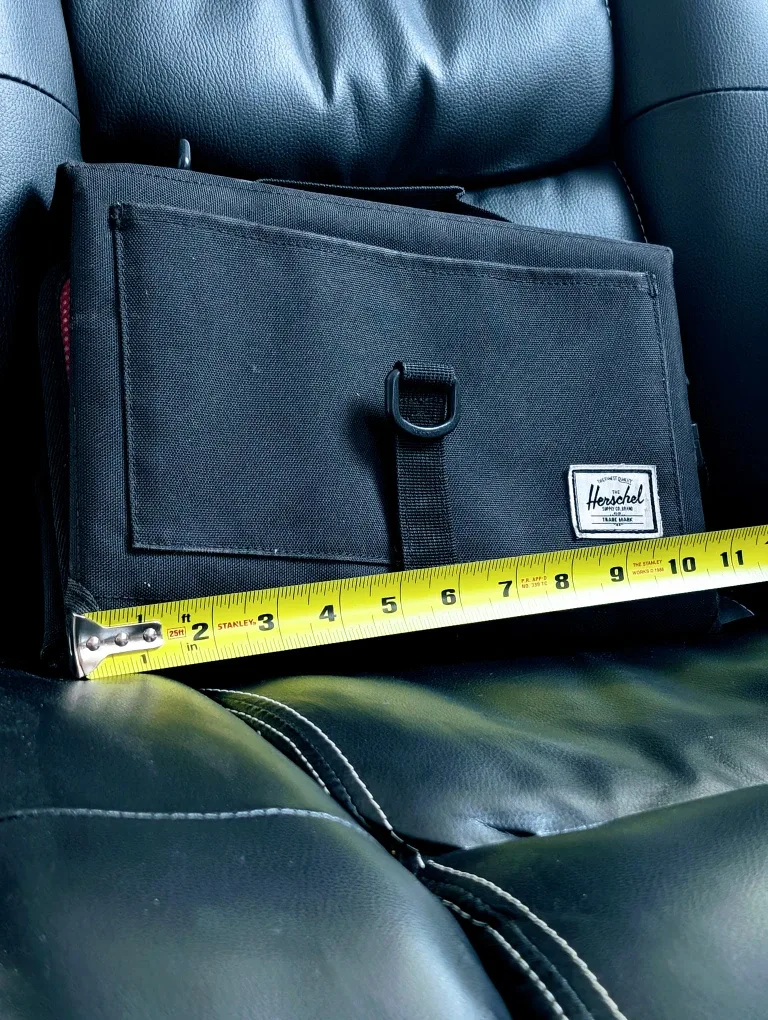 A folding bag with pockets