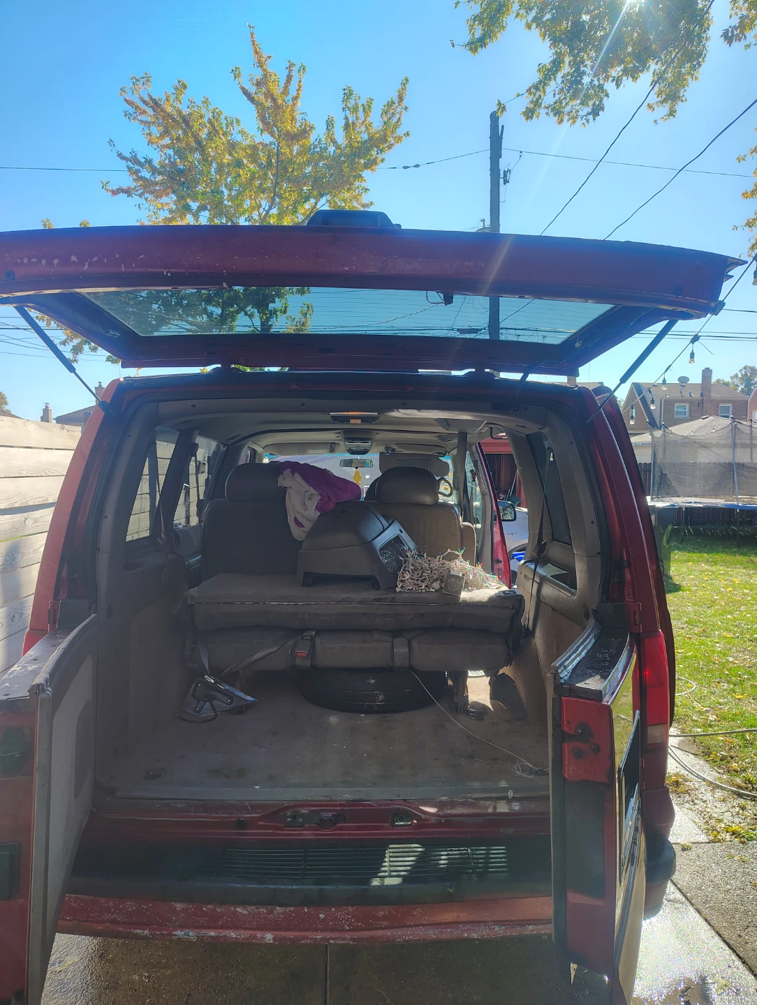 1998 Chevy Astro Van - Seats & Tires - photo 3