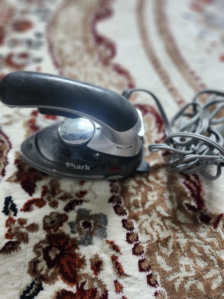 Shark Travel Iron - photo 3