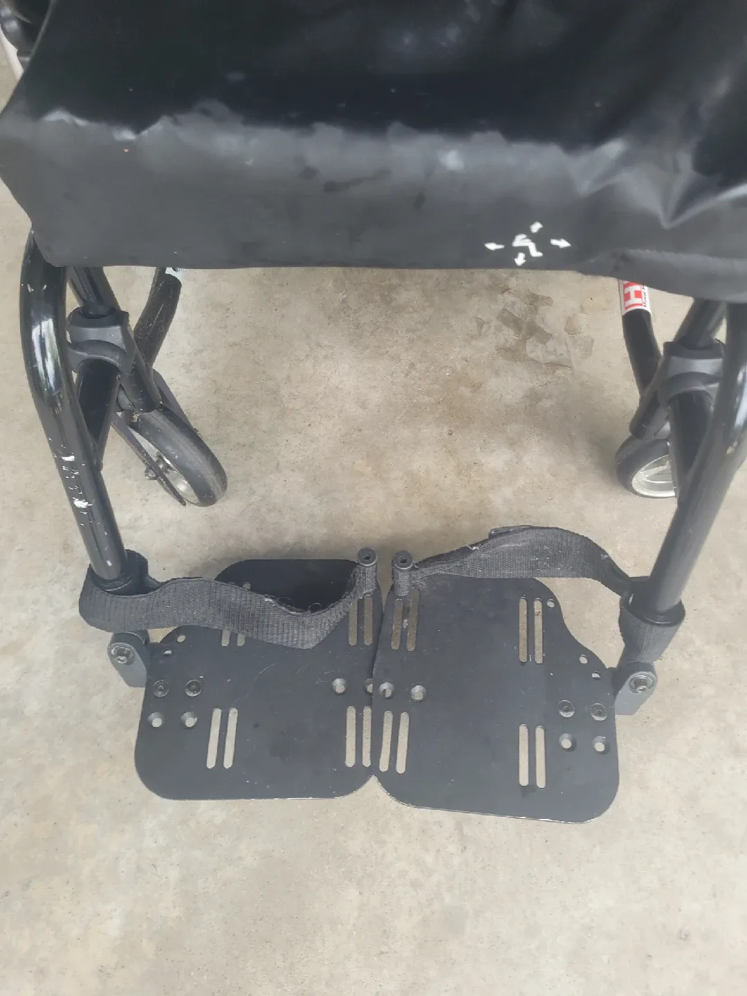 Quickie Wheelchair image indicator(2)