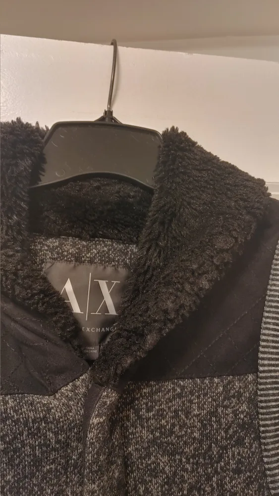 Armani Exchange Vest - Size XS image indicator(4)