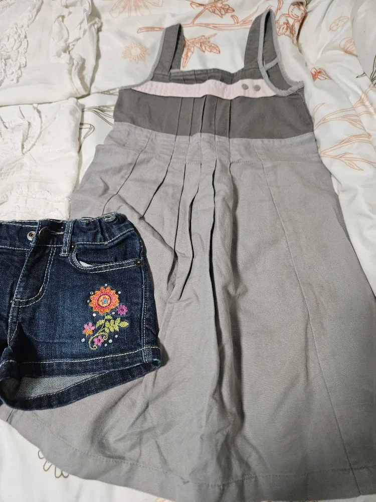 5 T Girl's clothes and Boots Size 27 image indicator(4)