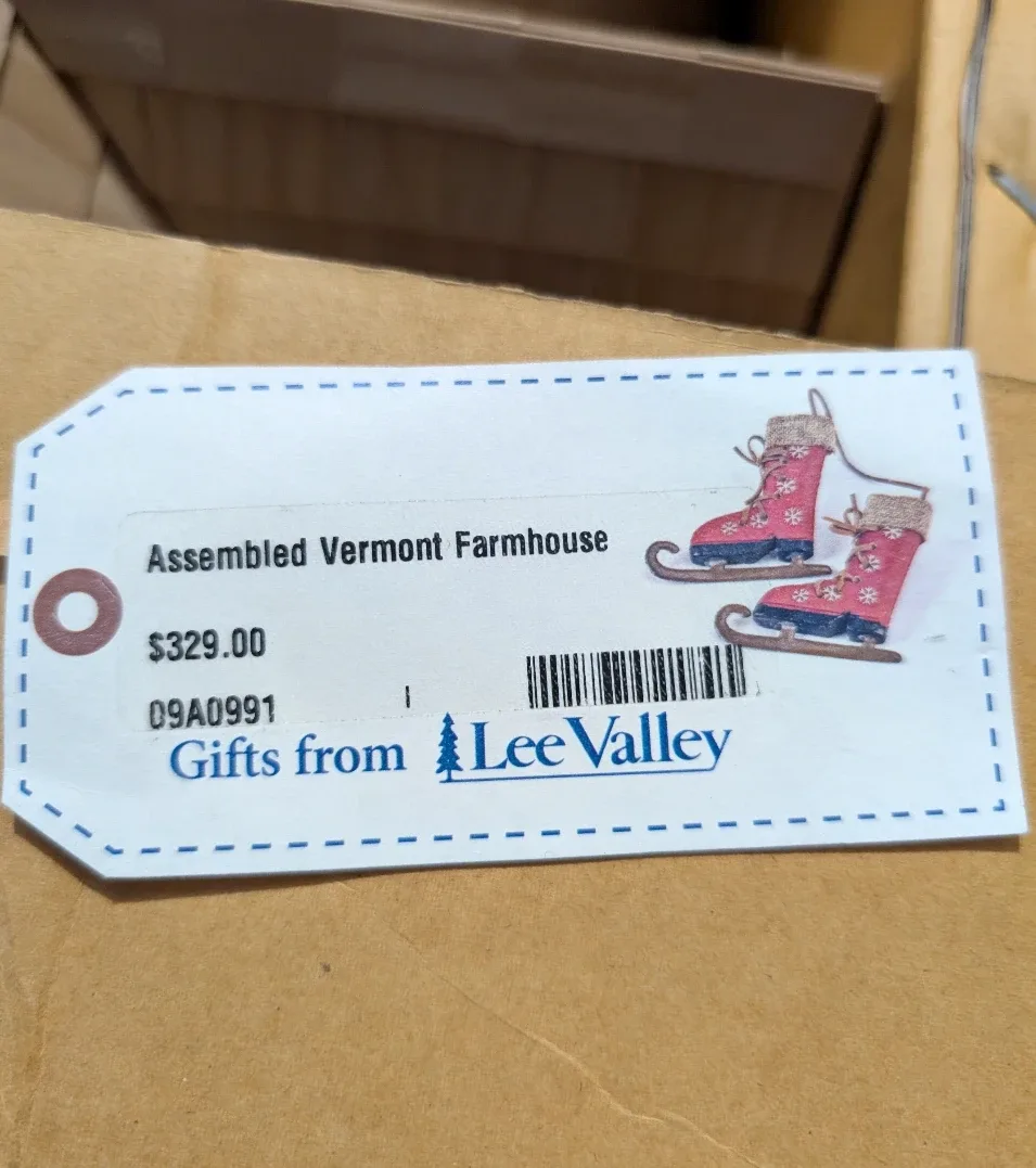 New in Box Dollhouse Assembled Unfinished 1" scale 🥕 image indicator(10)