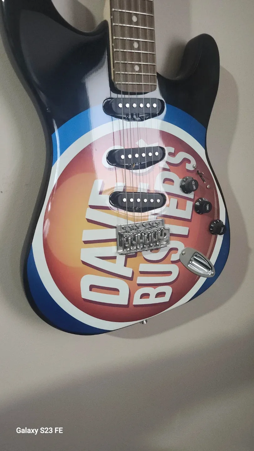 Dave & Buster's Electric Guitar image indicator(2)
