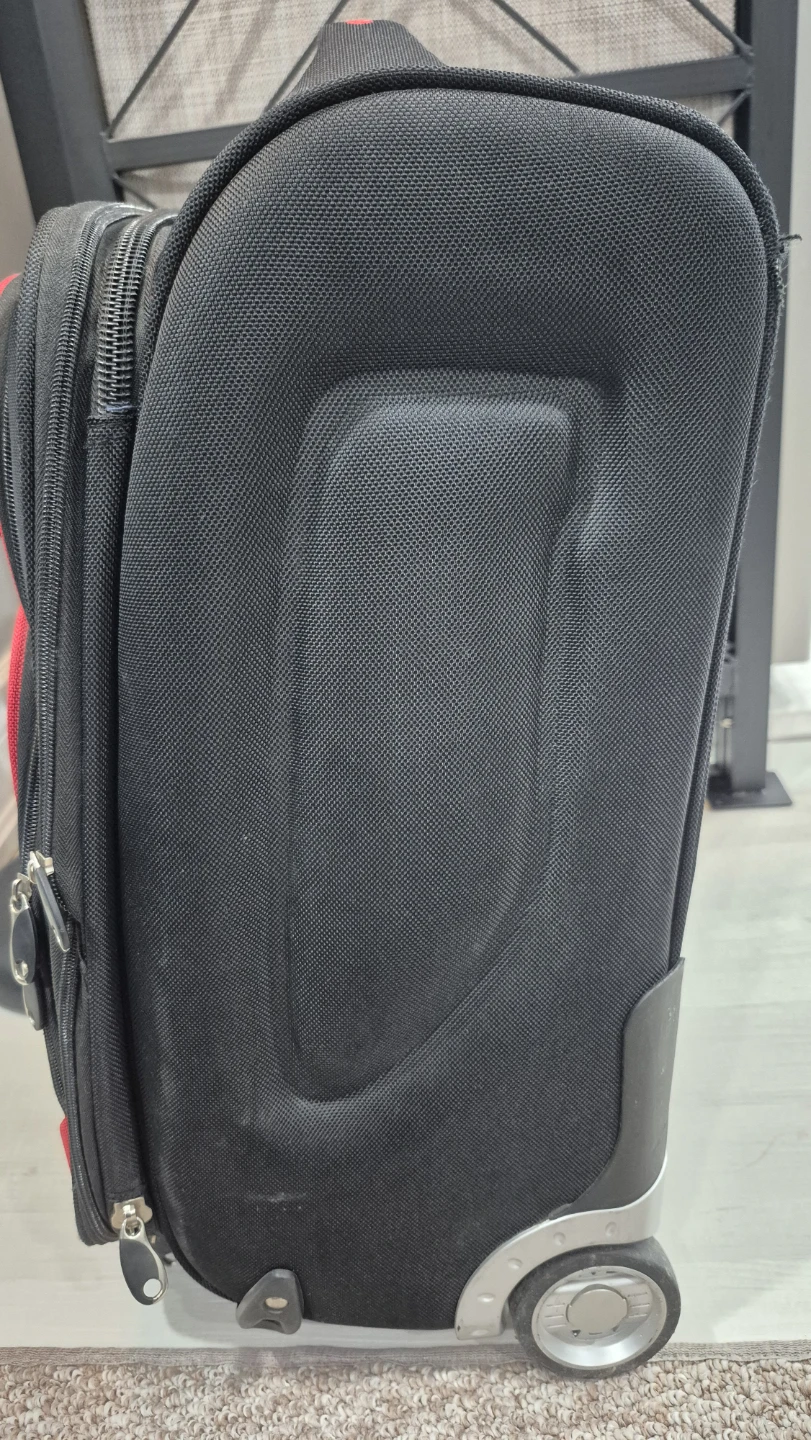 US Polo Rolling Carry-On Luggage - photo 2