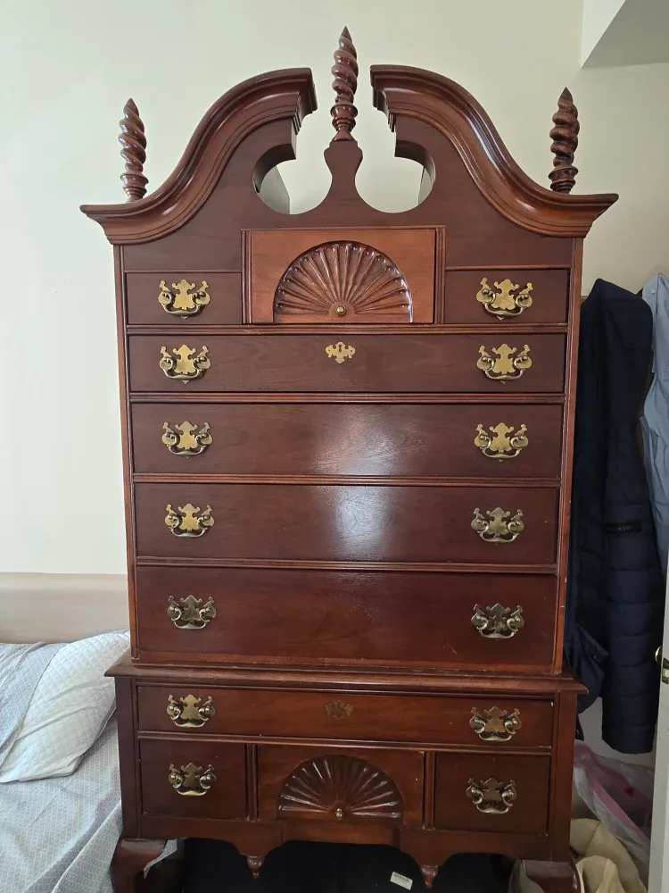 Antique Style Wooden Chest of Drawers