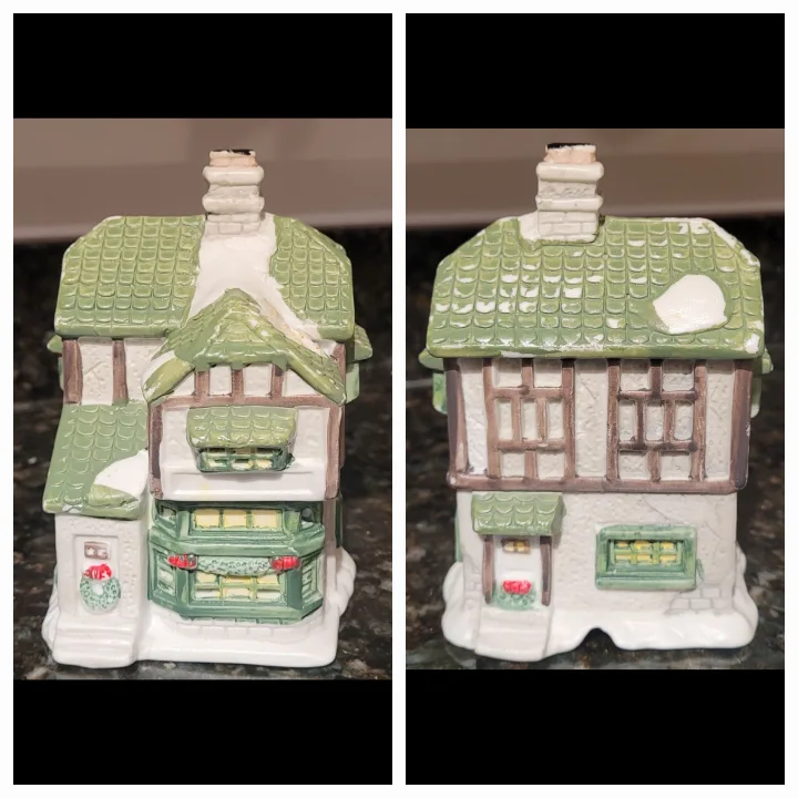 Ceramic Christmas Village Lot (11 items) image indicator(2)