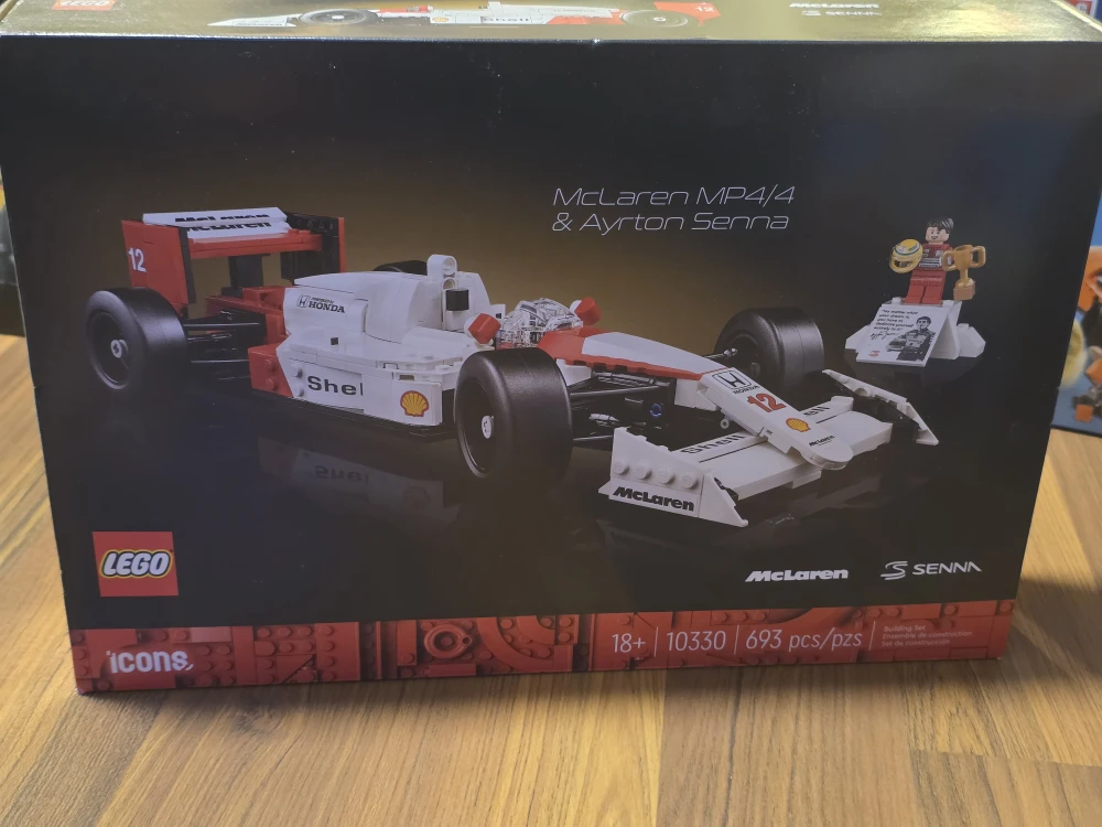 New LEGO Icons McLaren MP4/4 & Ayrton Senna