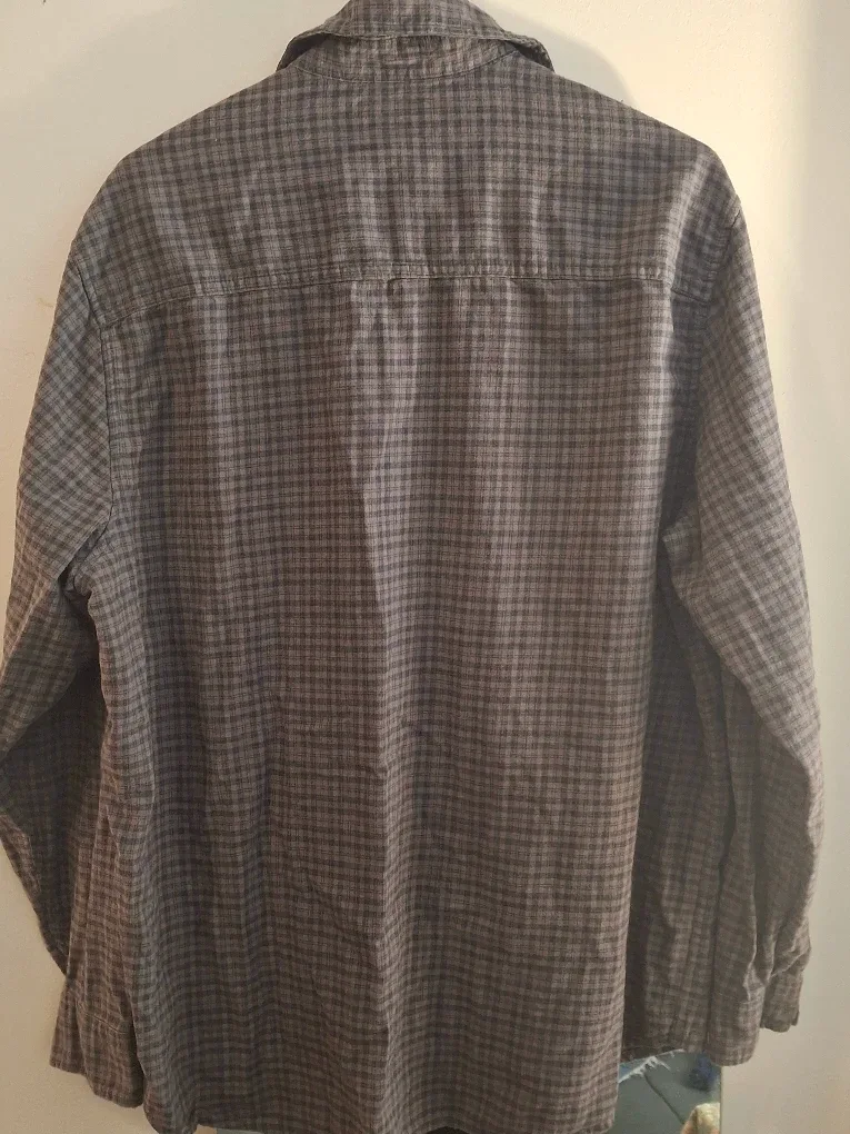 H&M Flannel Shirt - Size M image indicator(2)