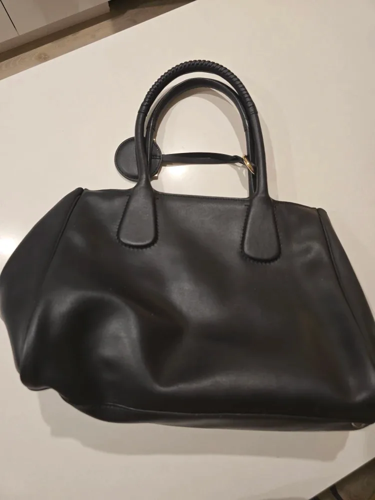 Salvatore Ferragamo Black Leather Tote Bag image indicator(2)