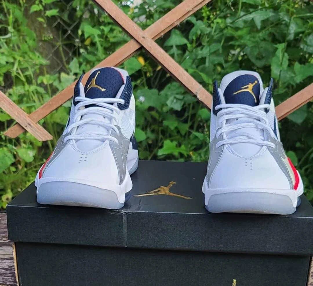 Jordan Zoom Separate White/Navy - photo 3
