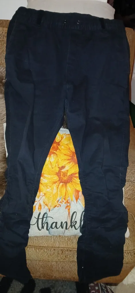 H&M Divided Black Pants - Size 32 image indicator(10)