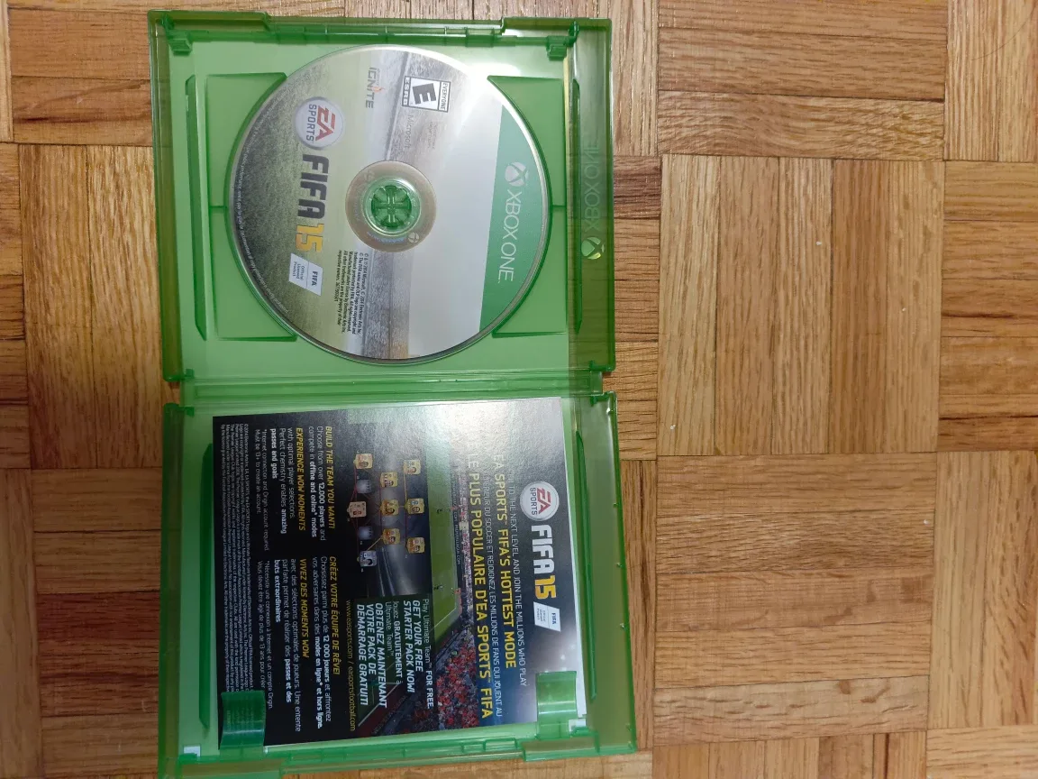 FIFA Xbox Games Bundle image indicator(5)