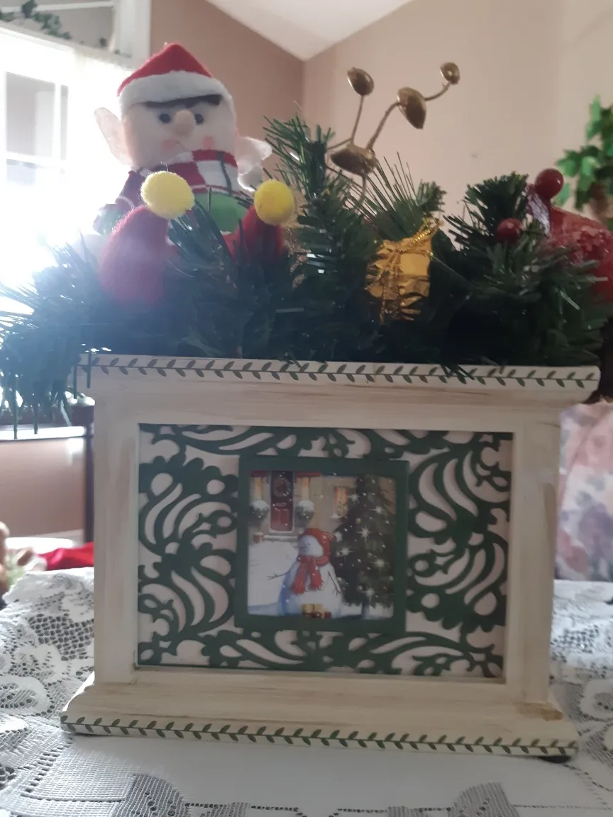 Christmas Elf Decoration image indicator(2)