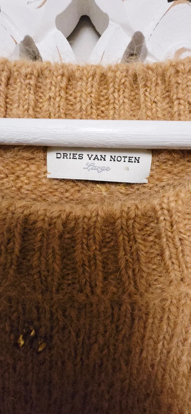Dries Van Noten women sweater. Size Large. image indicator(2)