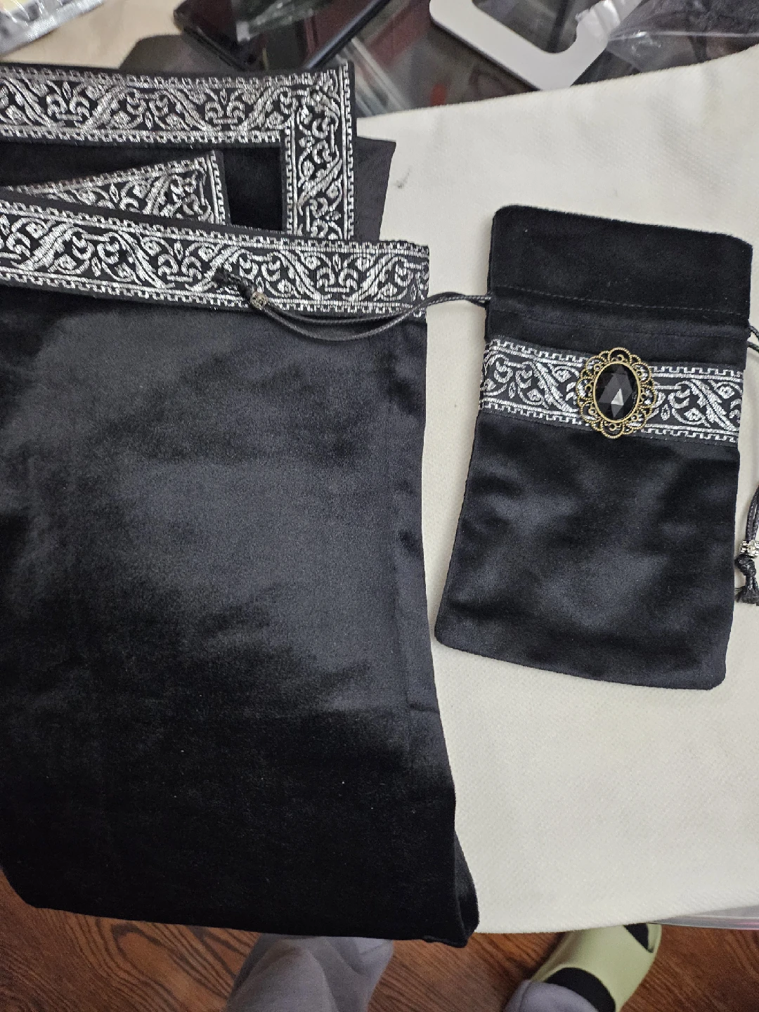 🩶🖤Band new Tarot table with bag