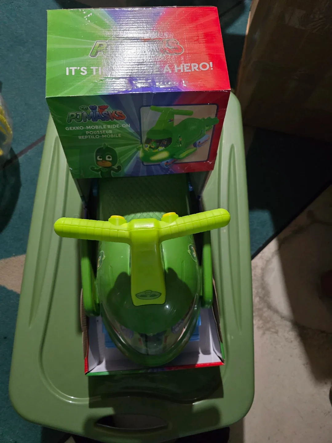 PJ Masks Gekko-Mobile Ride-On Toy - New in Box! image indicator(2)