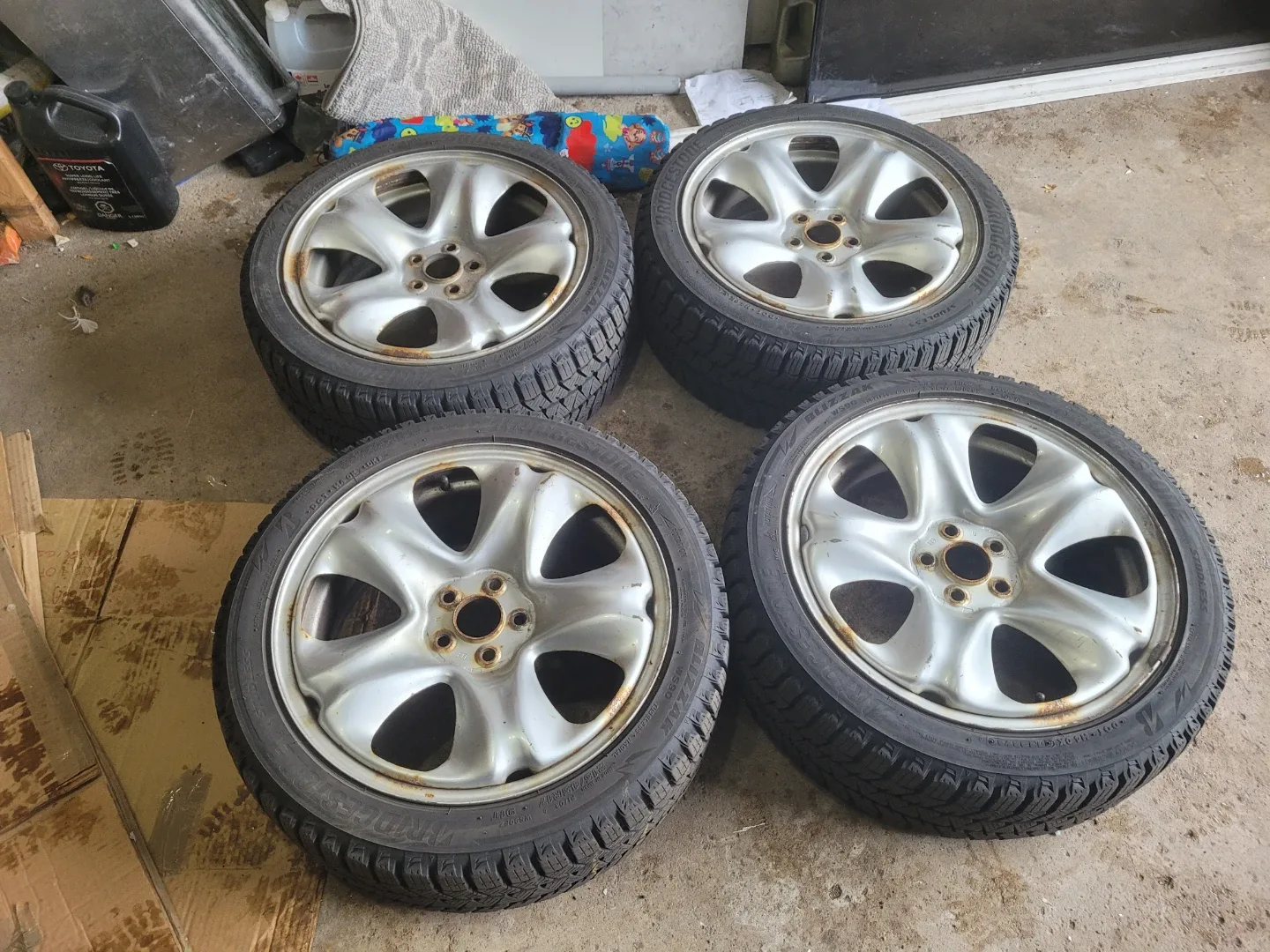 Set of 4 Winter Tires image indicator(2)