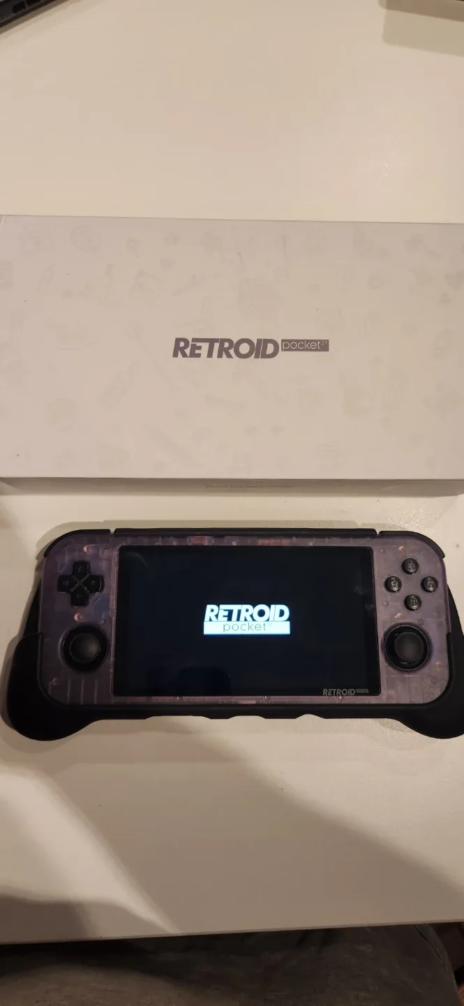 Retroid Pocket 3+ Handheld Console image indicator(2)