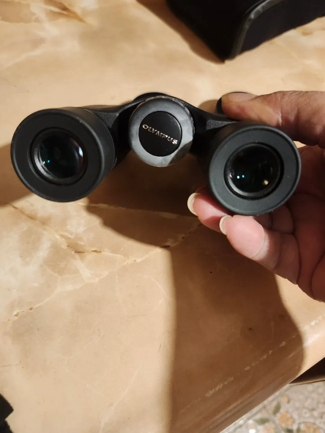 Olympus 10x25 WP I Waterproof Binoculars image indicator(4)