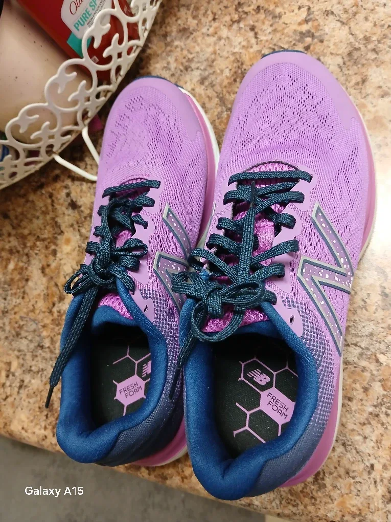 New Balance Fresh Foam Lavender Blue - Women's Size 9