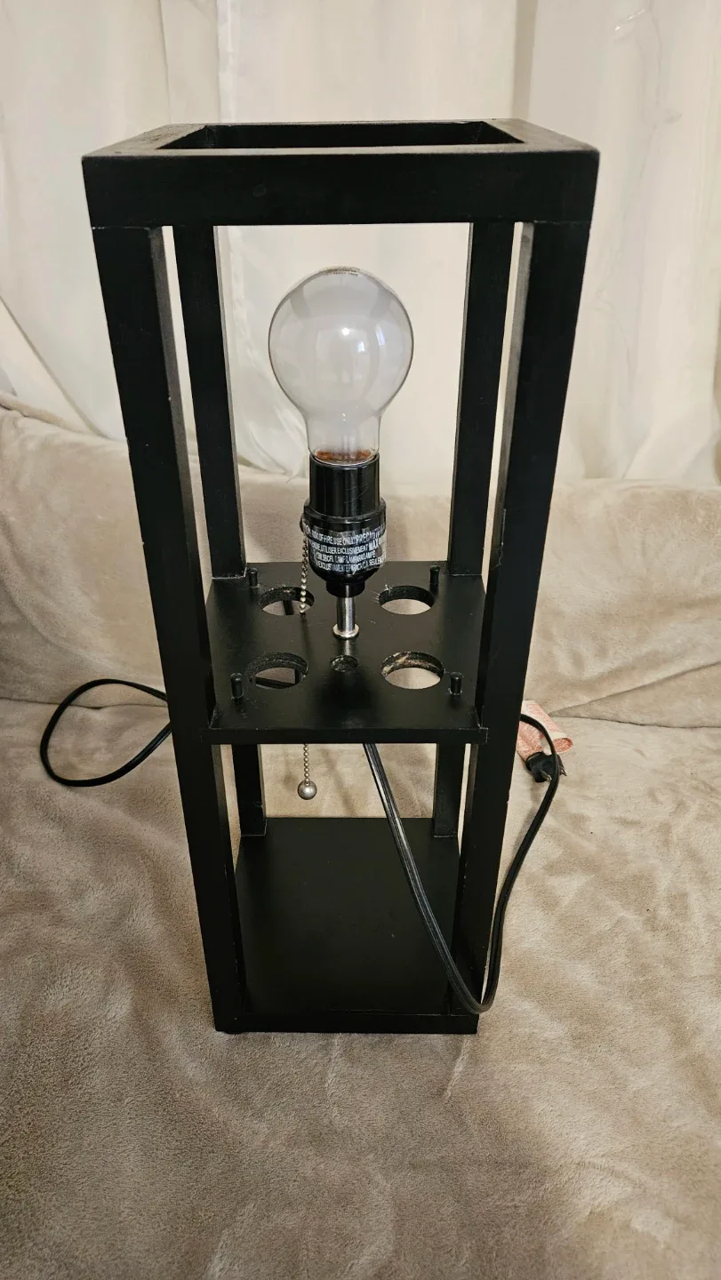Black Wooden Frame Table Lamp image indicator(2)