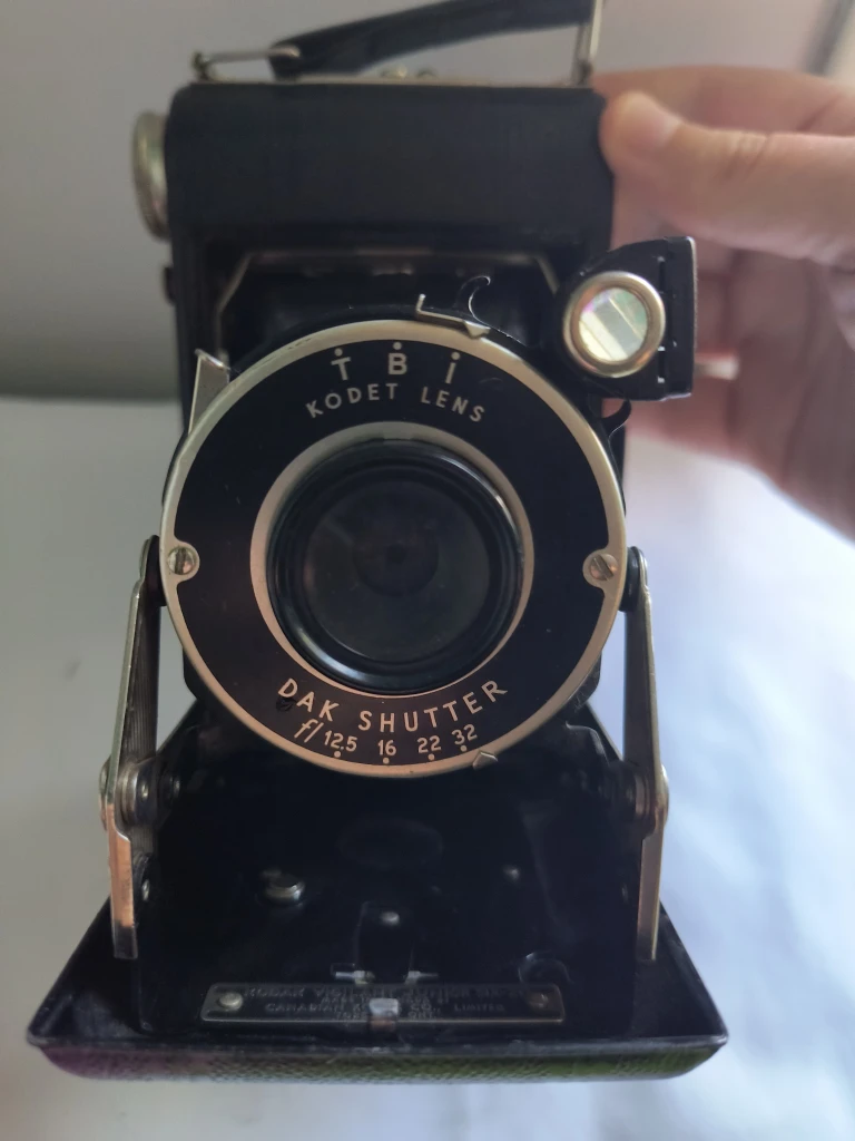 Kodak Vigilant Junior SIX-20 Camera