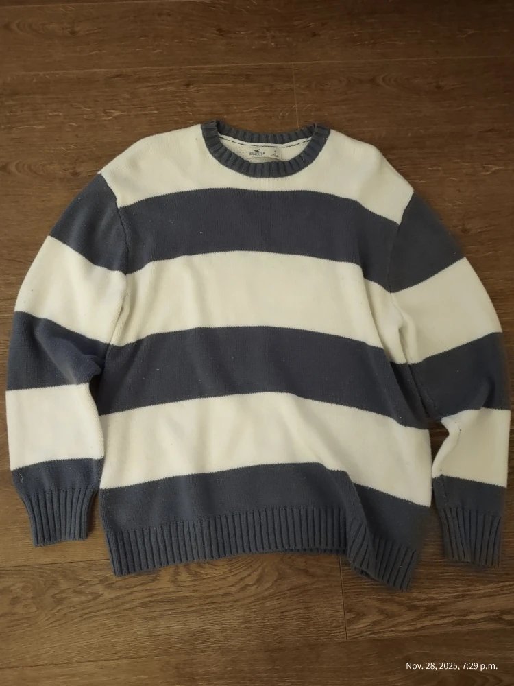 Hollister Striped Sweater - Size Small - photo 3