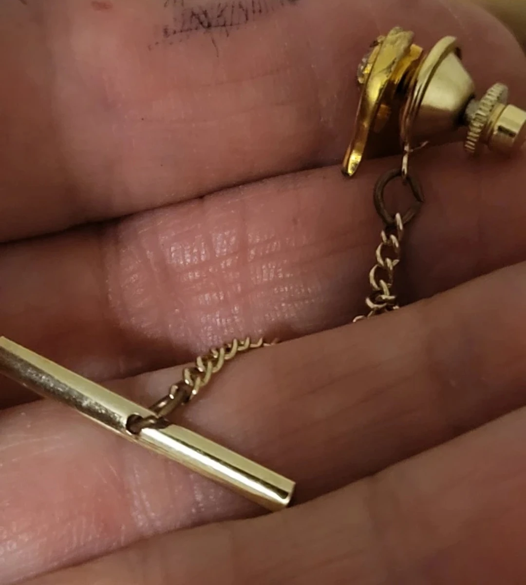 Gold-Tone Horseshoe Tie Tack with Chain - photo 4