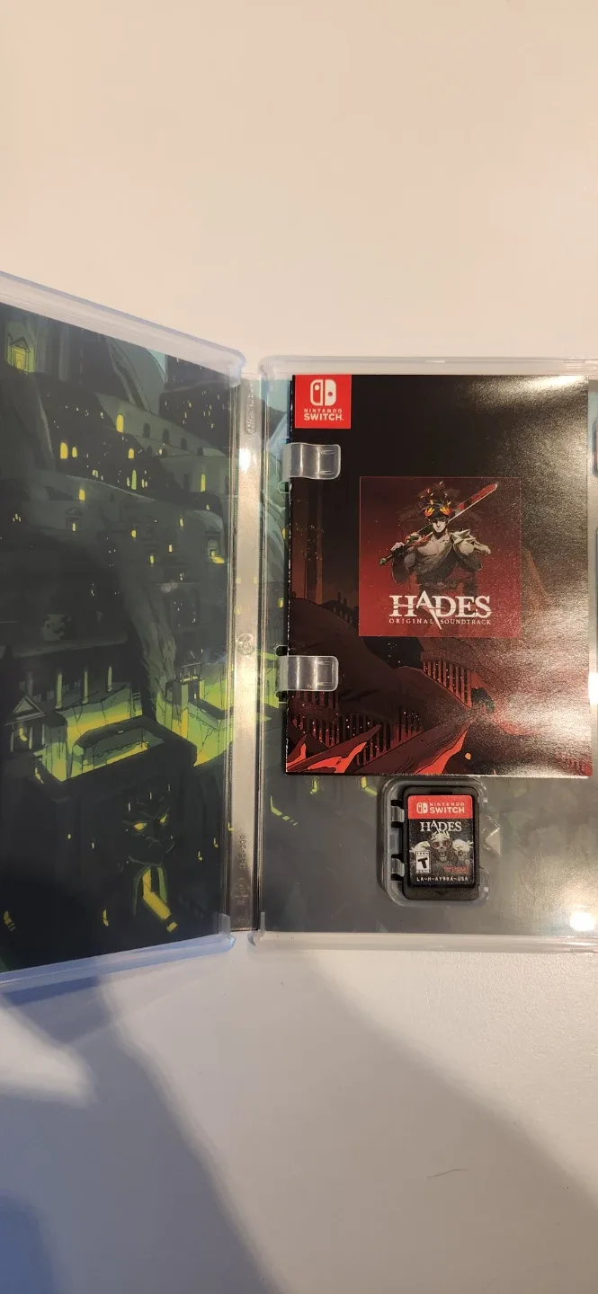 Hades - Nintendo Switch Game image indicator(2)