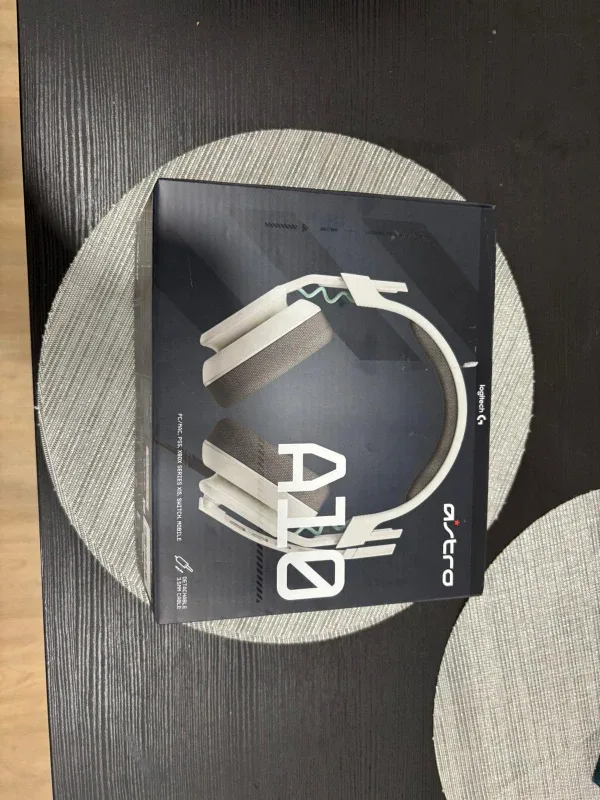 Astro A10 Gaming Headset - White, Like New!