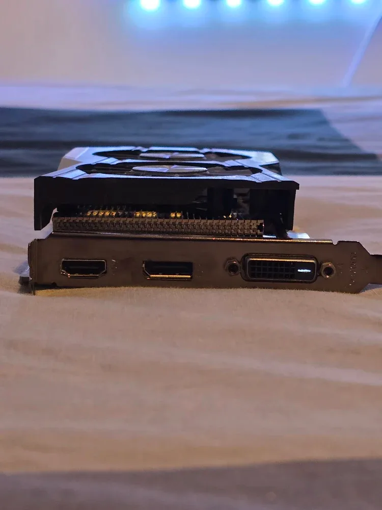 ZOTAC GeForce GTX 1050 Ti 4GB OC Edition – Dual Fan image indicator(5)