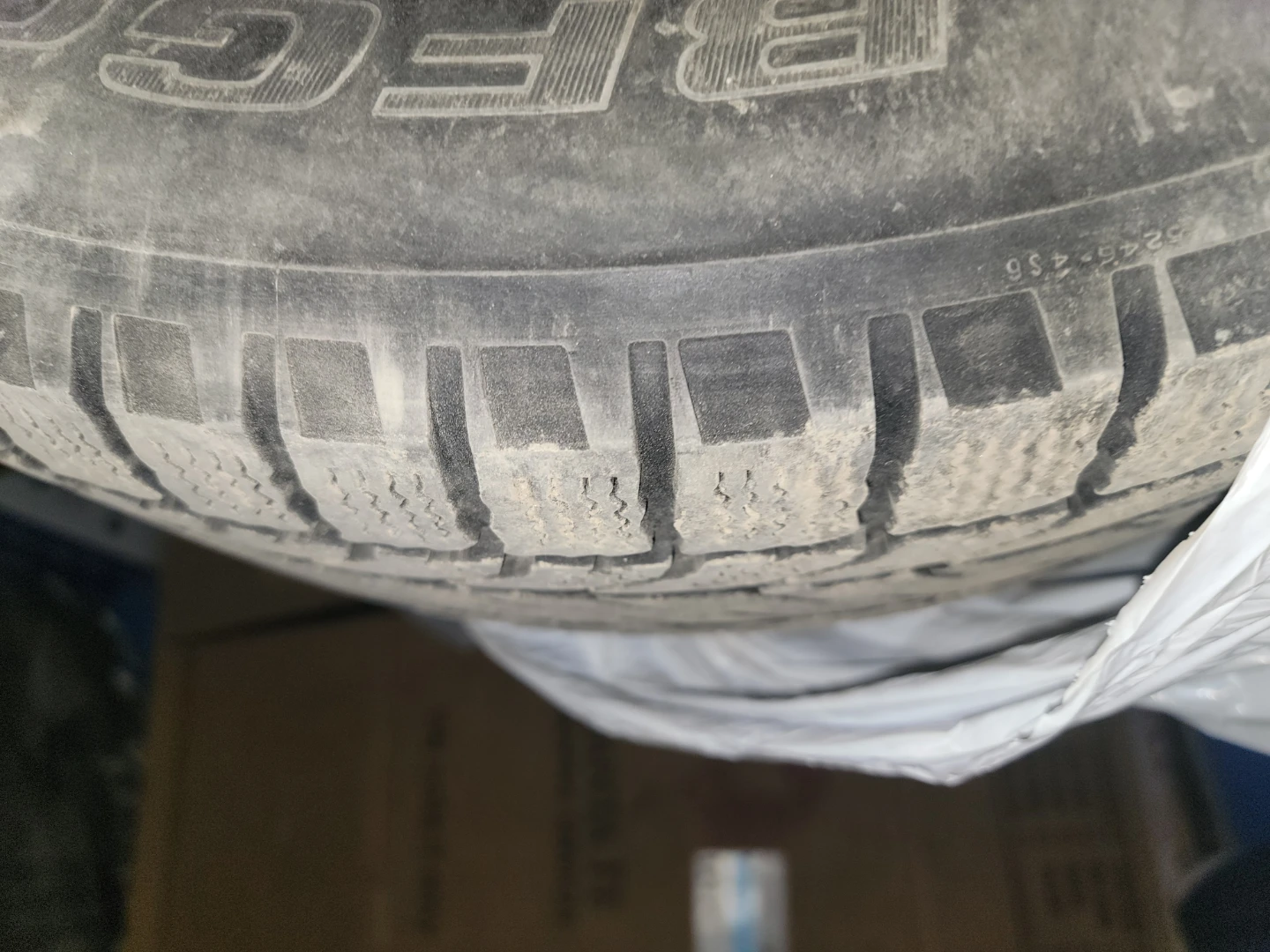 BFGoodrich Winter Tire 225/65R17 102S
