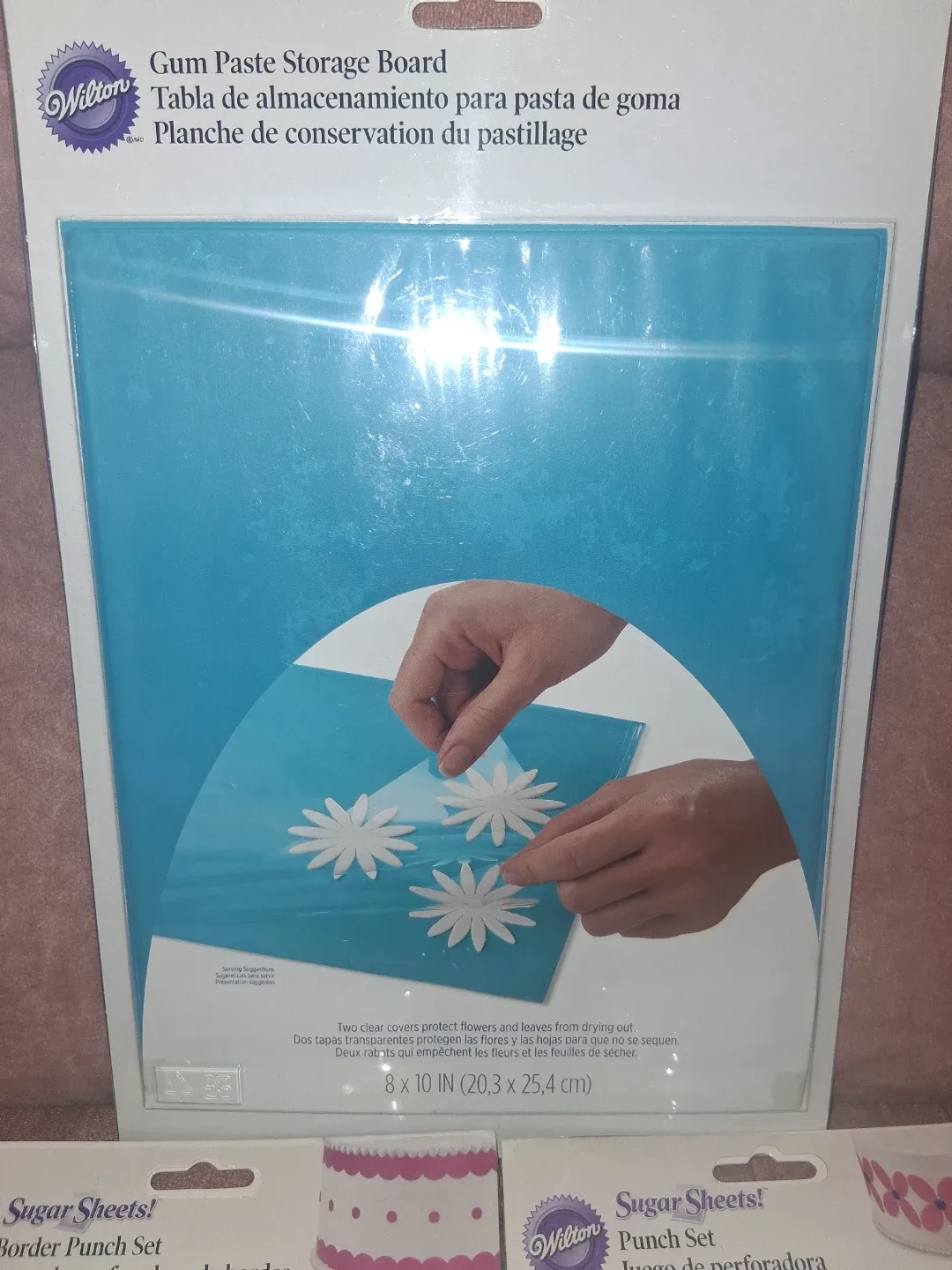 Wilton Gum Paste Board & Sugar Sheets Punch Set, image indicator(4)