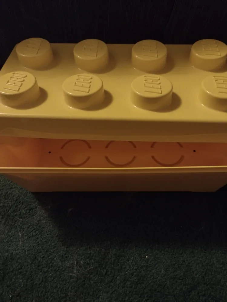 LEGO Yellow 8-Brick Storage Box image indicator(4)