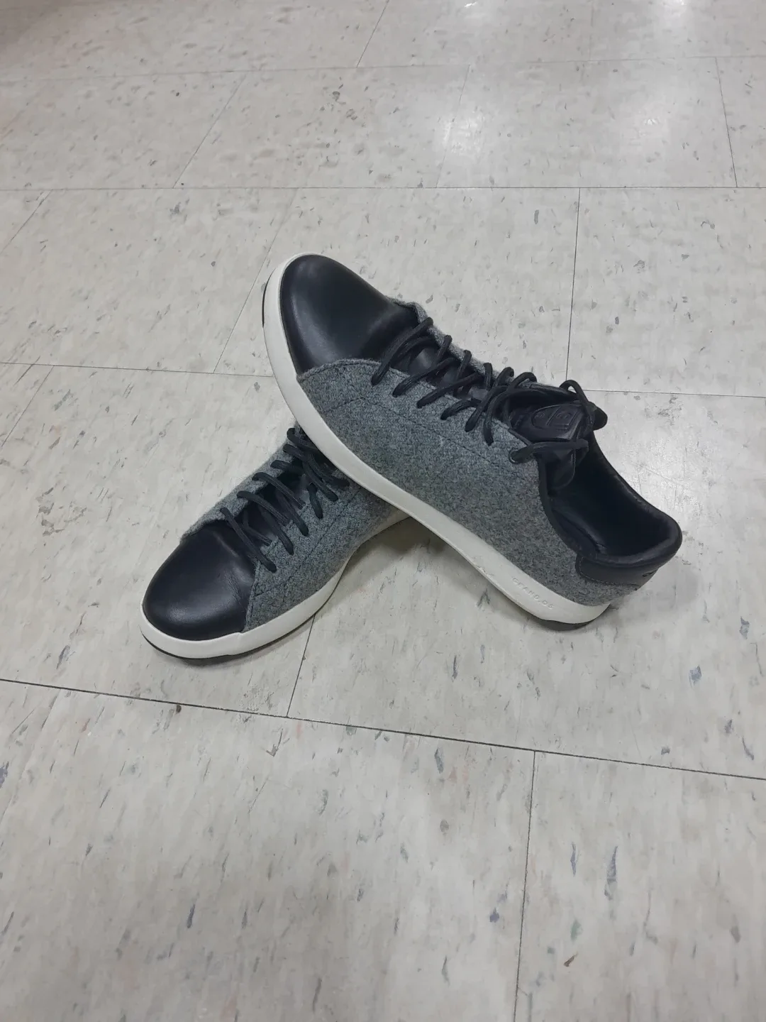 Cole Haan GrandPrø Topspin Sneakers Size 9