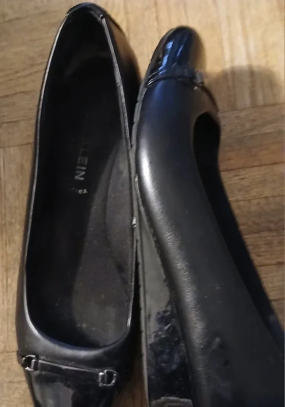 Anne Klein iflex Black Flats Size 8 image indicator(3)